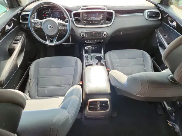 5XYPG4A56GG055519 2016 KIA SORENTO - Image 8