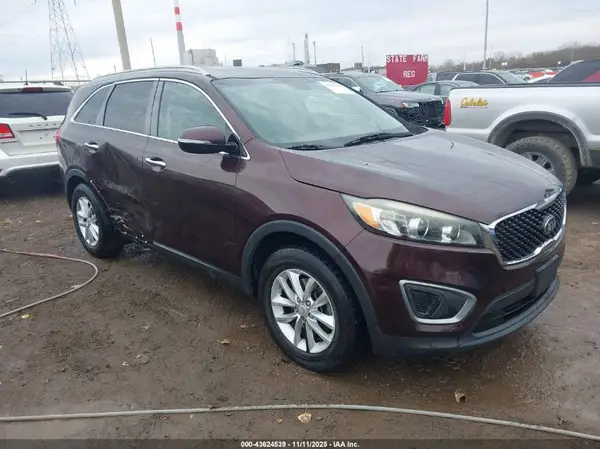 5XYPG4A56GG074250 2016 KIA SORENTO - Image 1