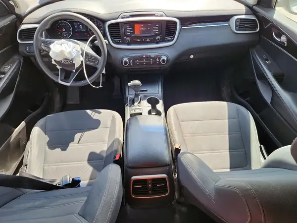 5XYPG4A56GG110468 2016 KIA SORENTO - Image 8
