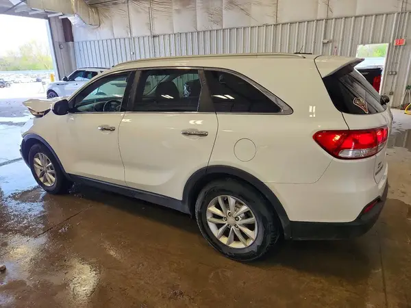 5XYPG4A56GG120174 2016 KIA SORENTO - Image 2