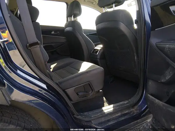 5XYPG4A56GG129909 2016 KIA SORENTO - Image 8