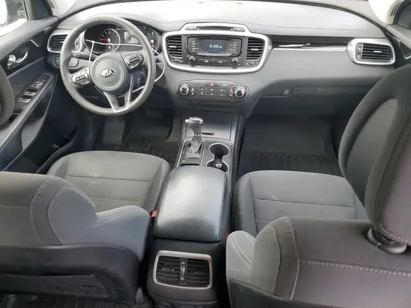 5XYPG4A56GG145561 2016 KIA SORENTO - Image 8