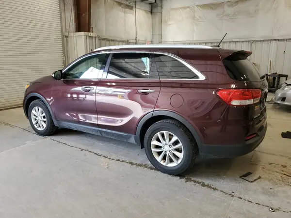 5XYPG4A56GG147097 2016 KIA SORENTO - Image 2