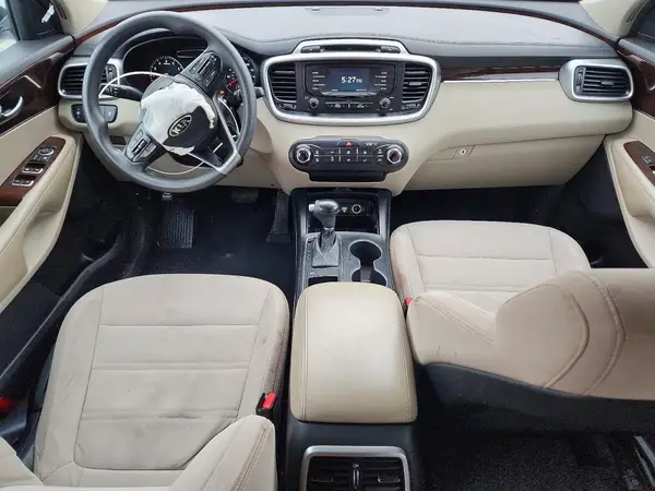 5XYPG4A56HG201869 2017 KIA SORENTO - Image 8