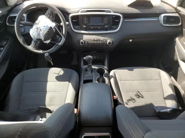 5XYPG4A56HG219448 2017 KIA SORENTO - Image 8