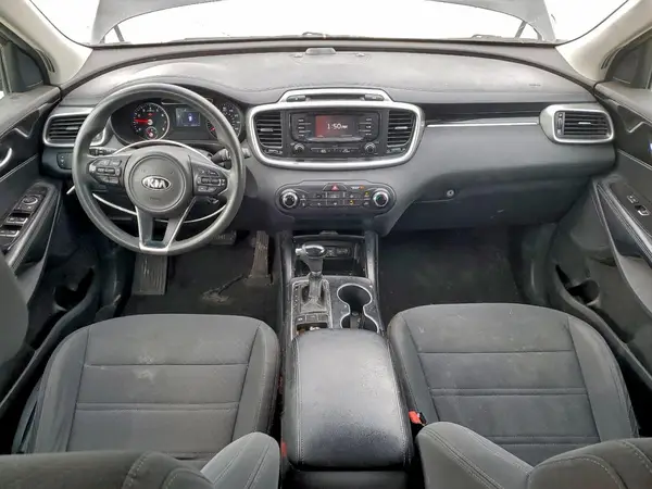 5XYPG4A56HG221765 2017 KIA SORENTO - Image 8
