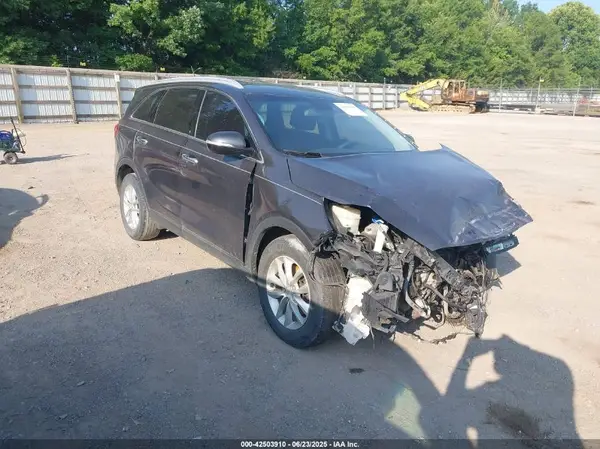 5XYPG4A56HG224388 2017 KIA SORENTO - Image 1