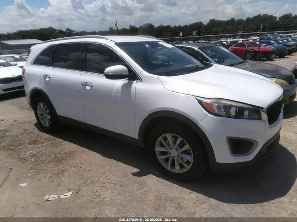 5XYPG4A56HG285594 2017 KIA SORENTO - Image 1