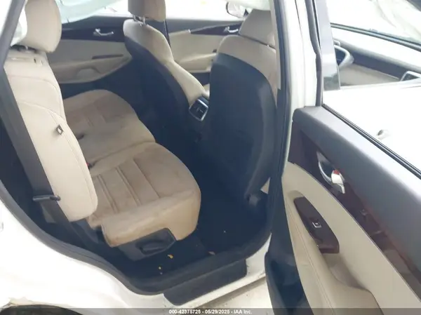 5XYPG4A56HG298393 2017 KIA SORENTO - Image 8
