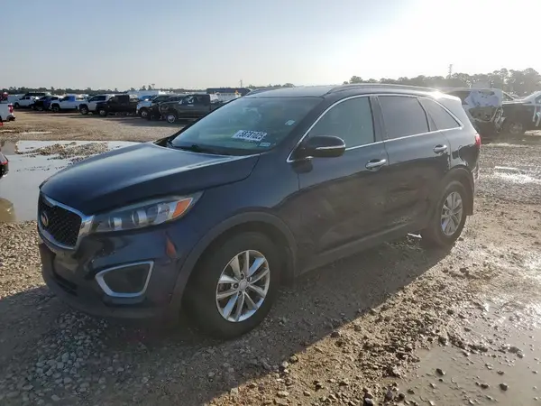 5XYPG4A56HG308565 2017 KIA SORENTO - Image 1