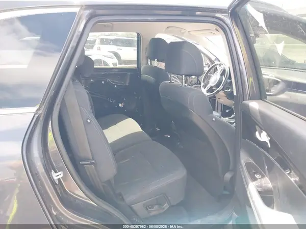 5XYPG4A56HG309246 2017 KIA SORENTO - Image 8