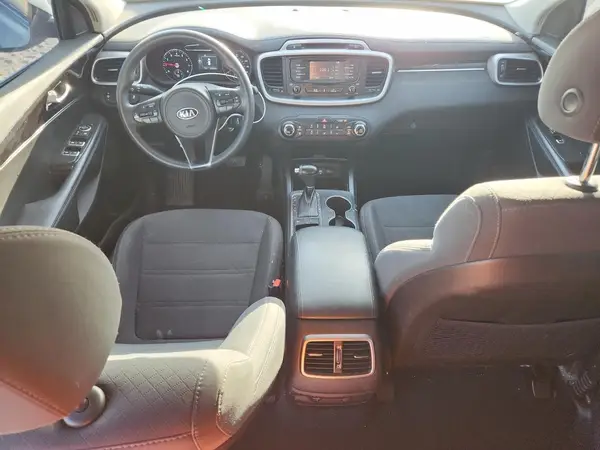 5XYPG4A56JG352331 2018 KIA SORENTO - Image 8