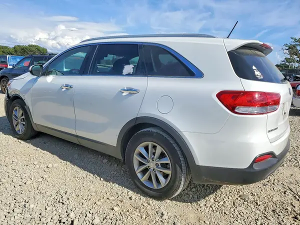 5XYPG4A56JG352572 2018 KIA SORENTO - Image 2