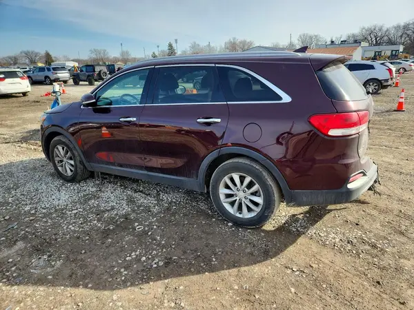 5XYPG4A56JG360526 2018 KIA SORENTO - Image 2