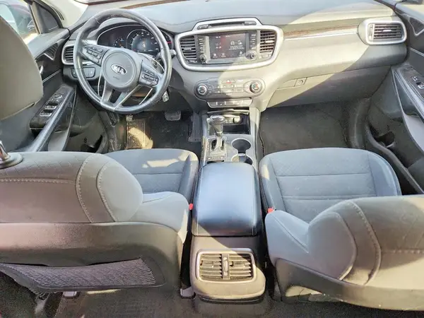 5XYPG4A56JG360526 2018 KIA SORENTO - Image 8