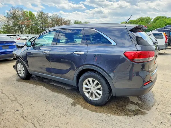 5XYPG4A56JG376130 2018 KIA SORENTO - Image 2