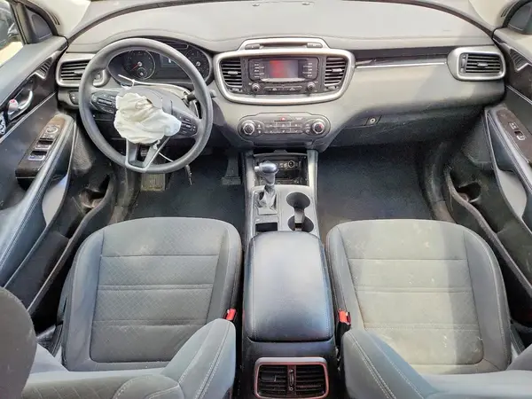 5XYPG4A56JG376130 2018 KIA SORENTO - Image 8