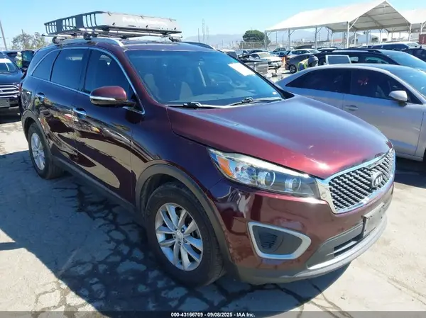 5XYPG4A56JG383479 2018 KIA SORENTO - Image 1