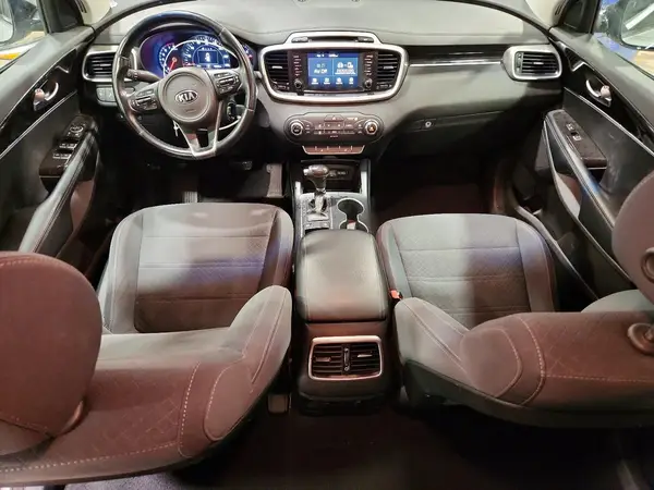 5XYPG4A56JG400216 2018 KIA SORENTO - Image 8