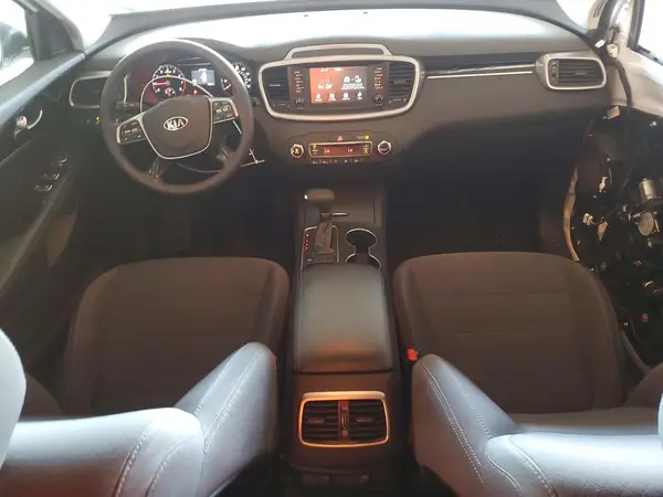 5XYPG4A56KG443214 2019 KIA SORENTO - Image 8