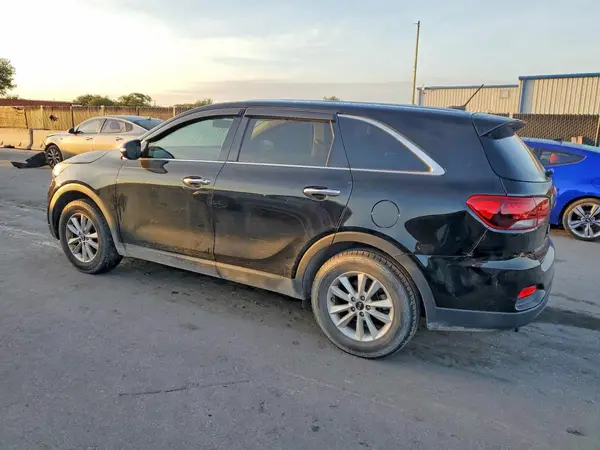 5XYPG4A56KG446694 2019 KIA SORENTO - Image 2