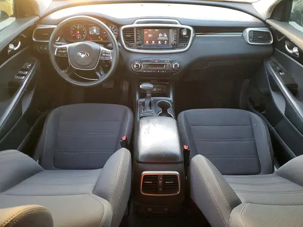 5XYPG4A56KG446694 2019 KIA SORENTO - Image 8