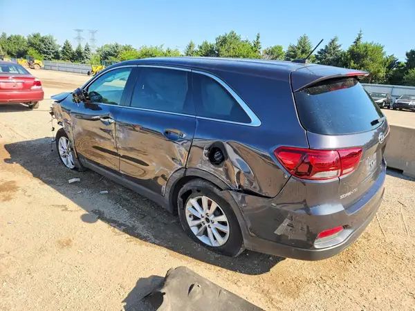 5XYPG4A56KG446971 2019 KIA SORENTO - Image 2
