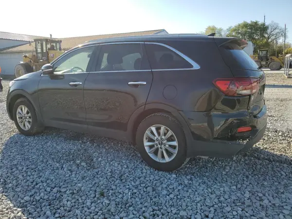 5XYPG4A56KG449935 2019 KIA SORENTO - Image 2