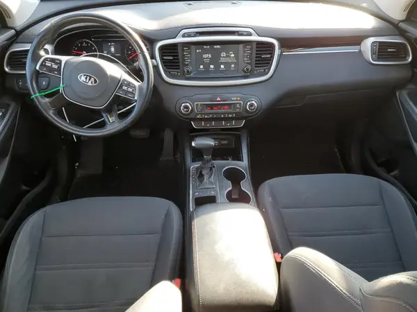 5XYPG4A56KG449935 2019 KIA SORENTO - Image 8