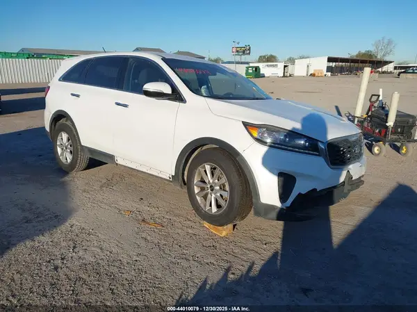5XYPG4A56KG452740 2019 KIA SORENTO - Image 1