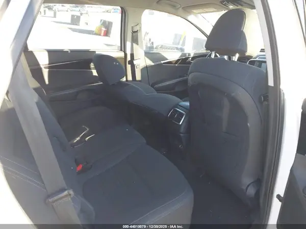 5XYPG4A56KG452740 2019 KIA SORENTO - Image 8
