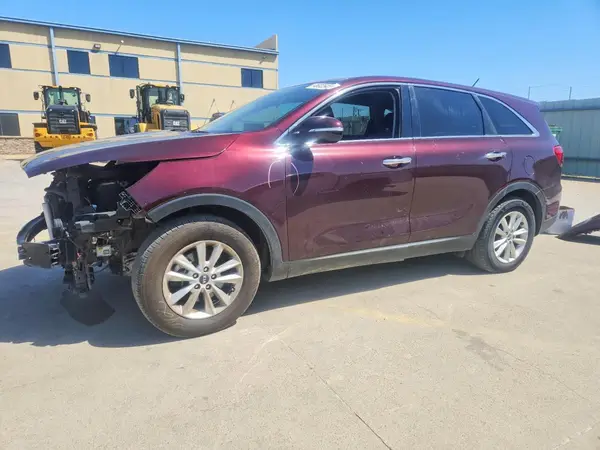 5XYPG4A56KG452821 2019 KIA SORENTO - Image 1