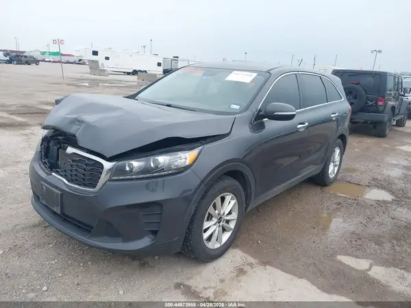 5XYPG4A56KG466363 2019 KIA SORENTO - Image 2