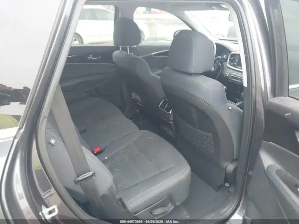 5XYPG4A56KG466363 2019 KIA SORENTO - Image 8