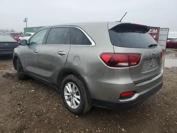 5XYPG4A56KG473782 2019 KIA SORENTO - Image 2
