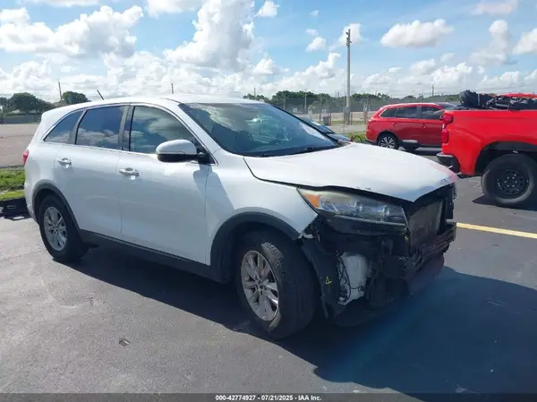 5XYPG4A56KG475936 2019 KIA SORENTO - Image 1