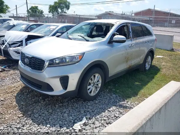 5XYPG4A56KG516842 2019 KIA SORENTO - Image 2