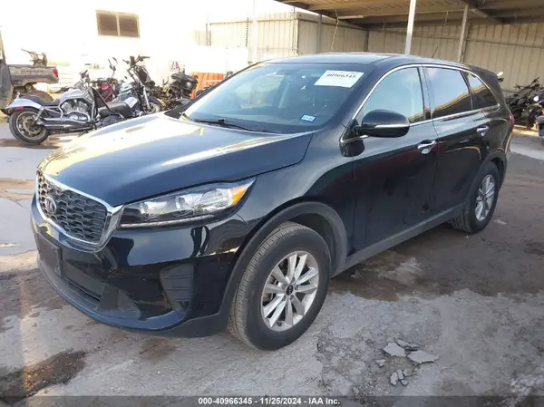 5XYPG4A56KG547136 2019 KIA SORENTO - Image 2