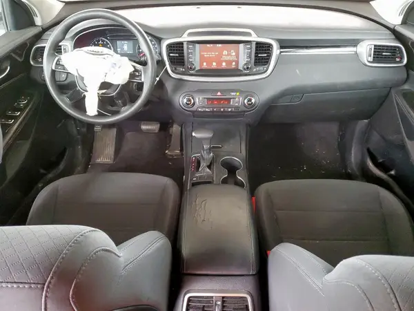 5XYPG4A56KG549324 2019 KIA SORENTO - Image 8