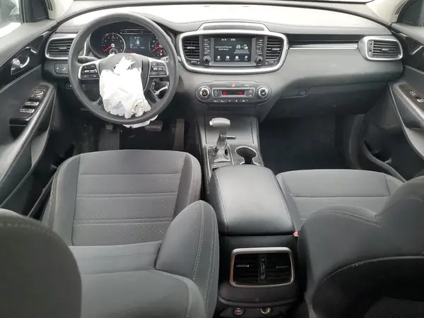 5XYPG4A56KG559285 2019 KIA SORENTO - Image 8