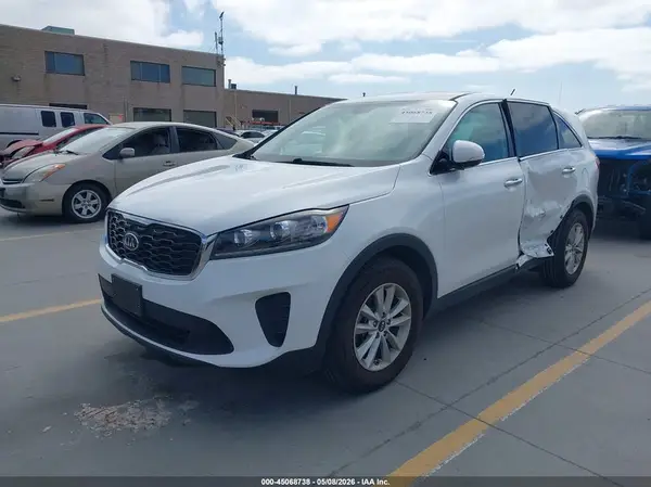 5XYPG4A56KG561876 2019 KIA SORENTO - Image 2