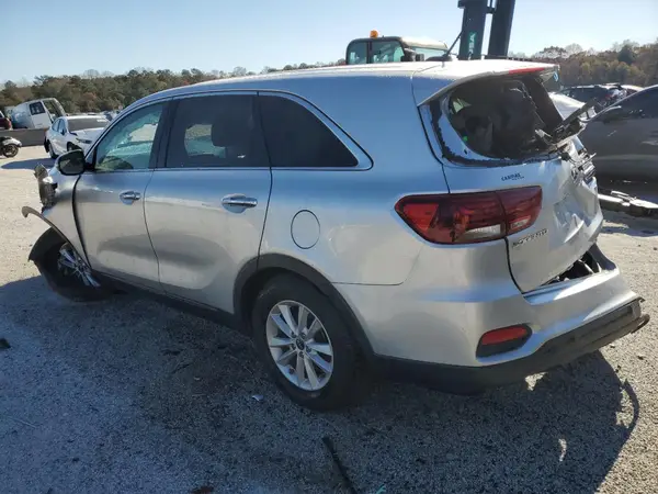 5XYPG4A56KG571713 2019 KIA SORENTO - Image 2