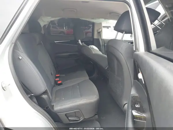 5XYPG4A56KG591508 2019 KIA SORENTO - Image 8