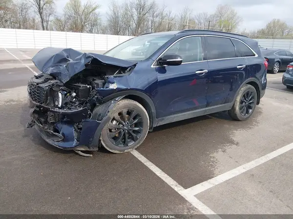 5XYPG4A56KG598359 2019 KIA SORENTO - Image 2