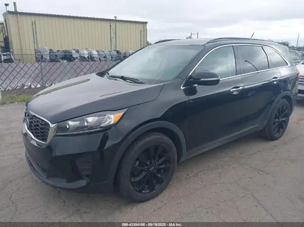 5XYPG4A56KG598555 2019 KIA SORENTO - Image 2
