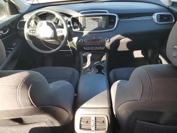 5XYPG4A56KG600644 2019 KIA SORENTO - Image 8