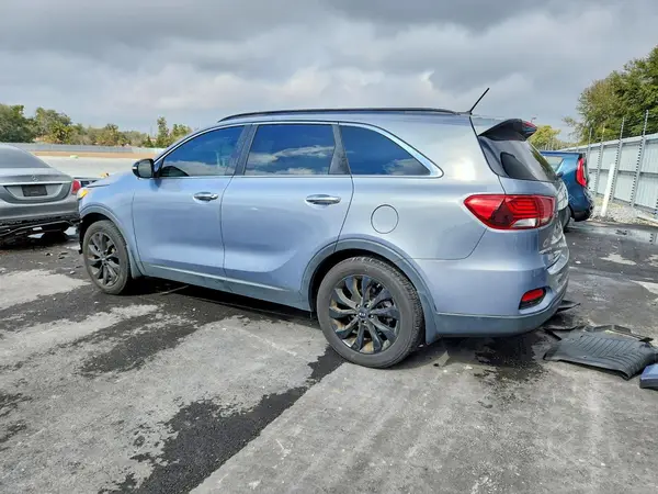 5XYPG4A56KG601969 2019 KIA SORENTO - Image 2
