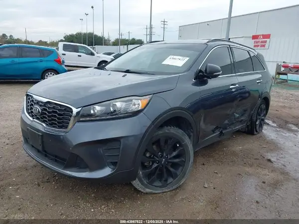 5XYPG4A56KG611465 2019 KIA SORENTO - Image 2