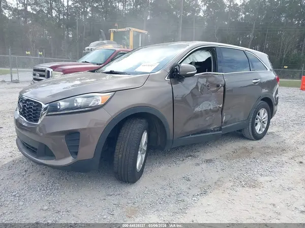 5XYPG4A56LG622676 2020 KIA SORENTO - Image 2