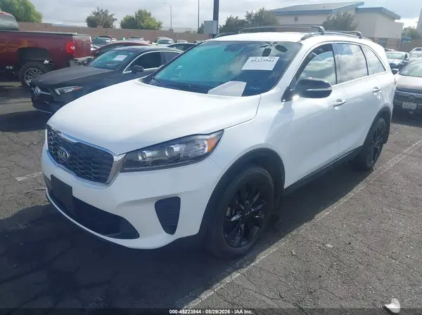5XYPG4A56LG671943 2020 KIA SORENTO - Image 2